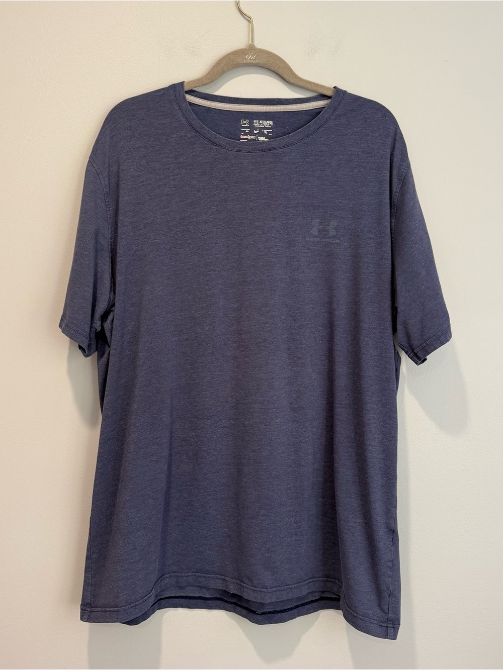 Men’s Under Armour Navy T-Shirt